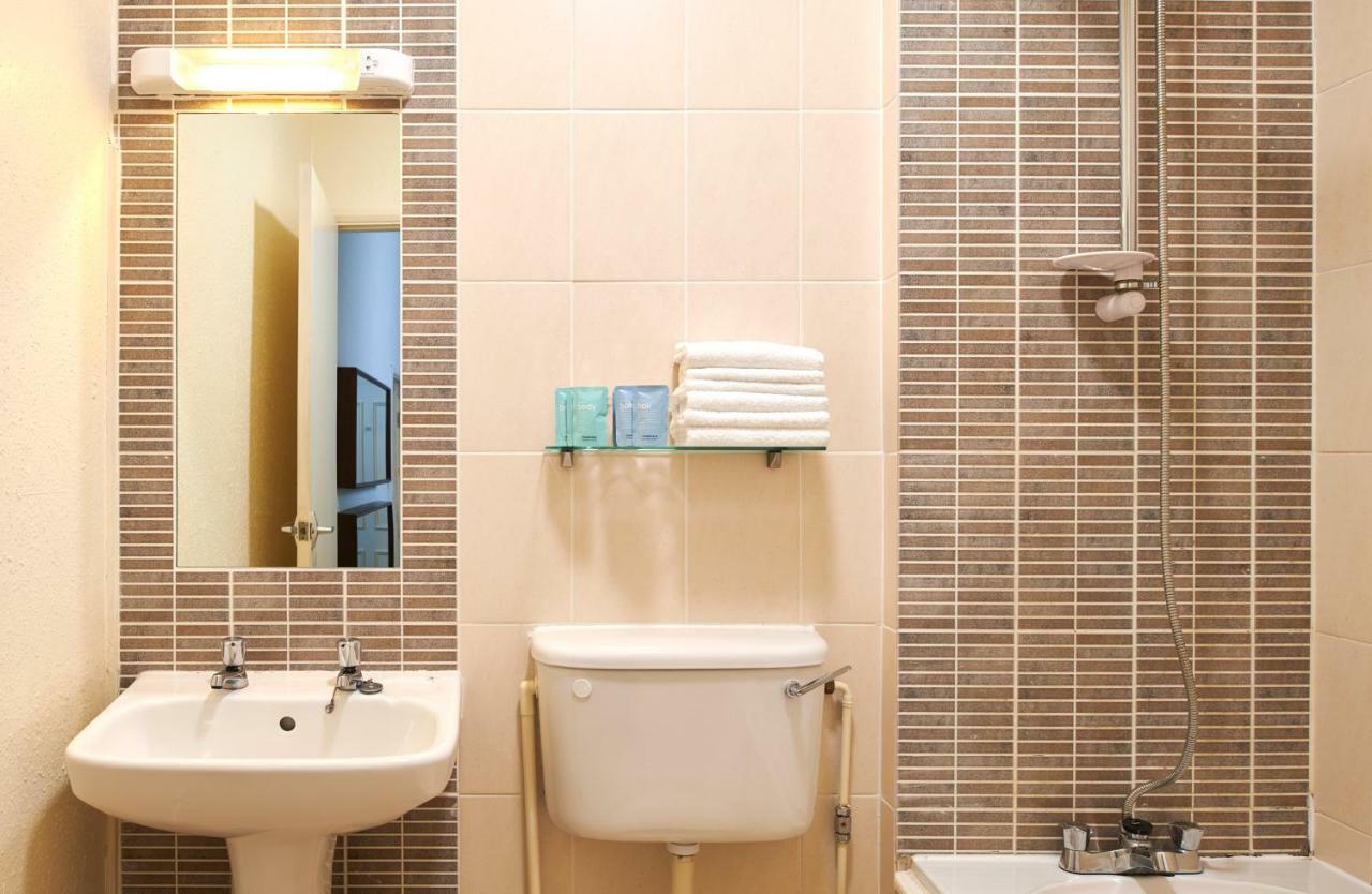Отель Brandon House Экстерьер фото